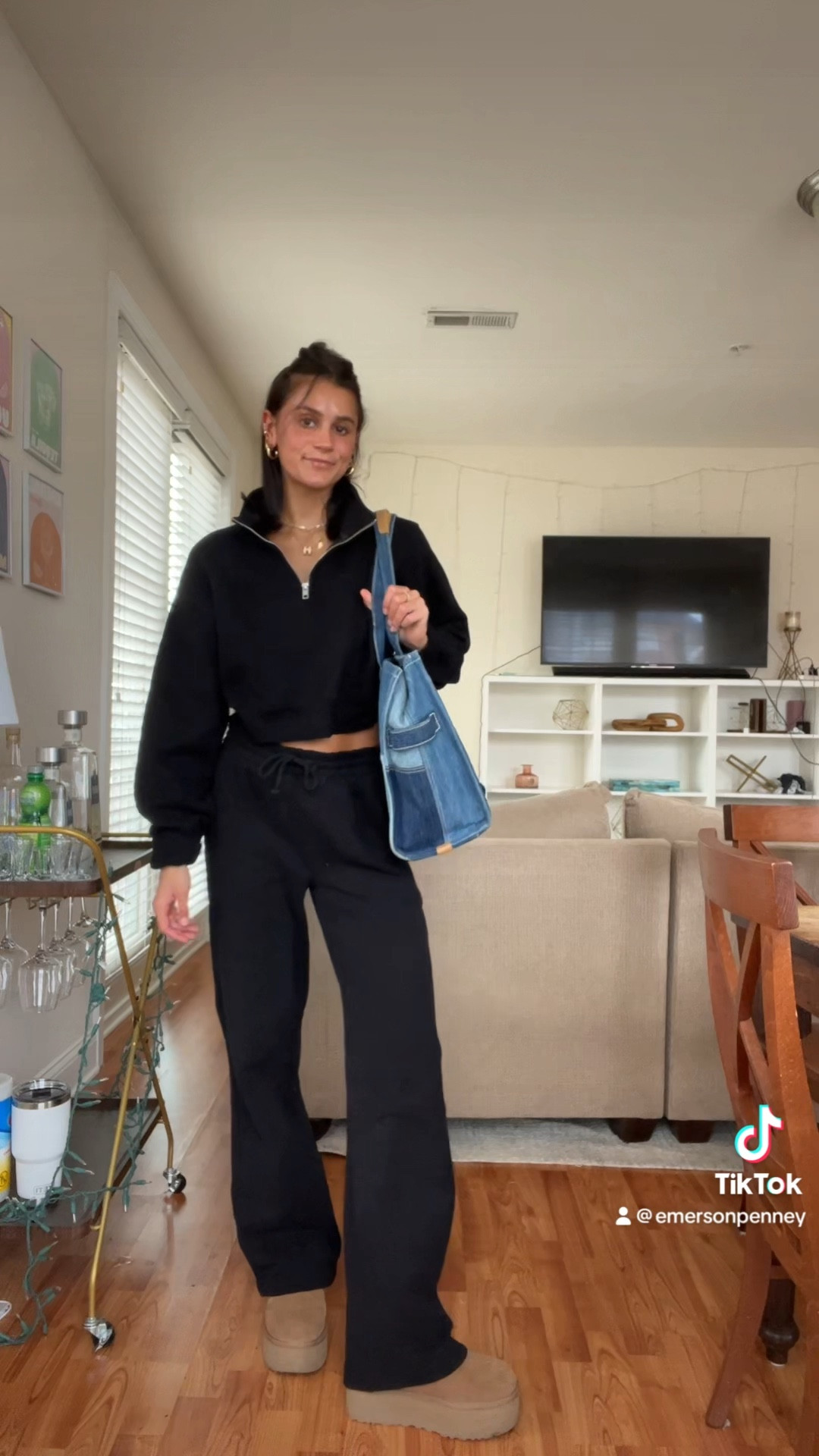 Out of stock in the cropped version of the 1/4 zip but wearing a size M. Pants are size S/tall. Everything fits true to size but if you want a baggier fit, size up!! 