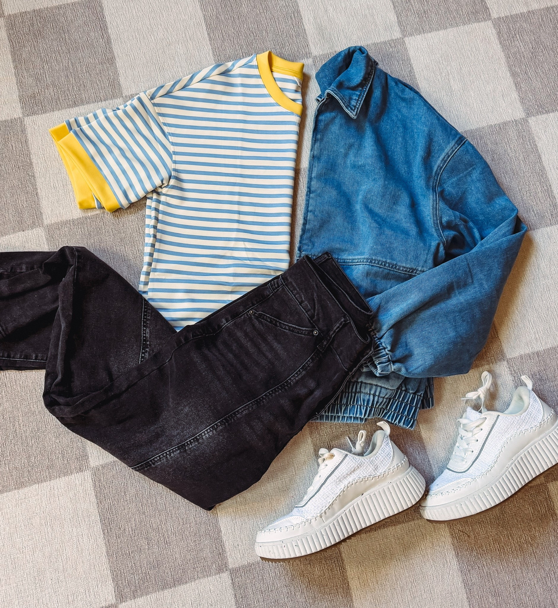 Can't get enough of stripes lately and this shirt's colors are too cute! This denim jacket is perfect as the weather changes also and is always a classic choice for any closet!

#LTKmomlife #LTKootd #LTKSeasonal