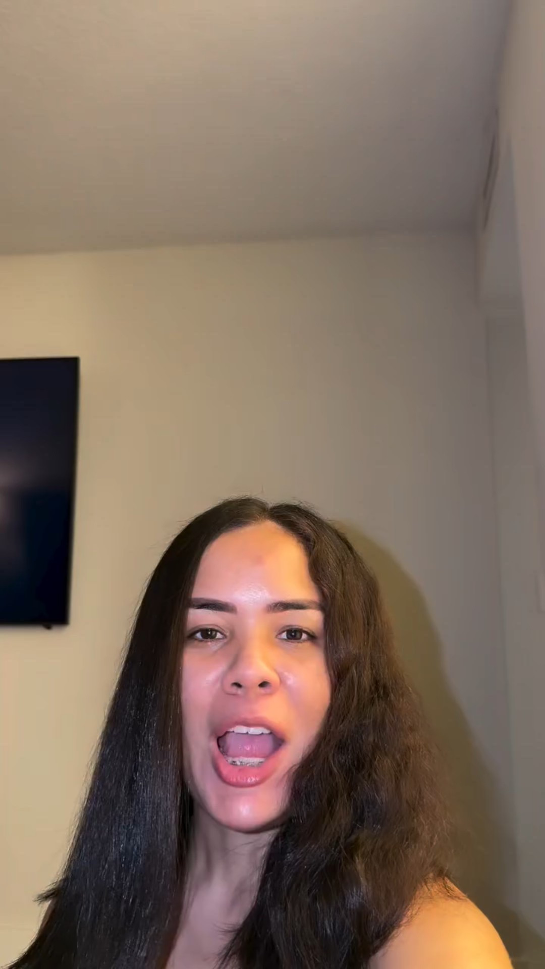 Una de mis herramientas preferidas por lo rápido que funciona✅ Las conozco y sé que buscan cositas que trabajen bien el pelo sin costar cientos de pesos. 

Esta es la tuya si no quieres lucha o eres principiante. Comenta Amazon para tener el link en tu bandeja de mensajes💖