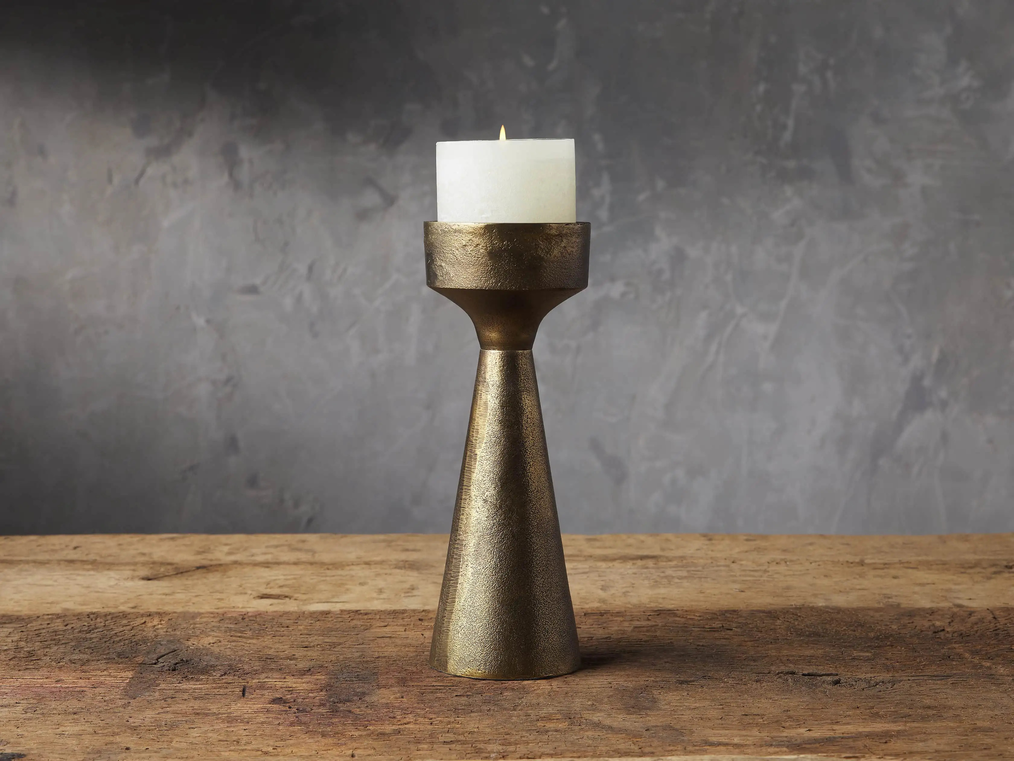 Ren Pillar Holder | Arhaus