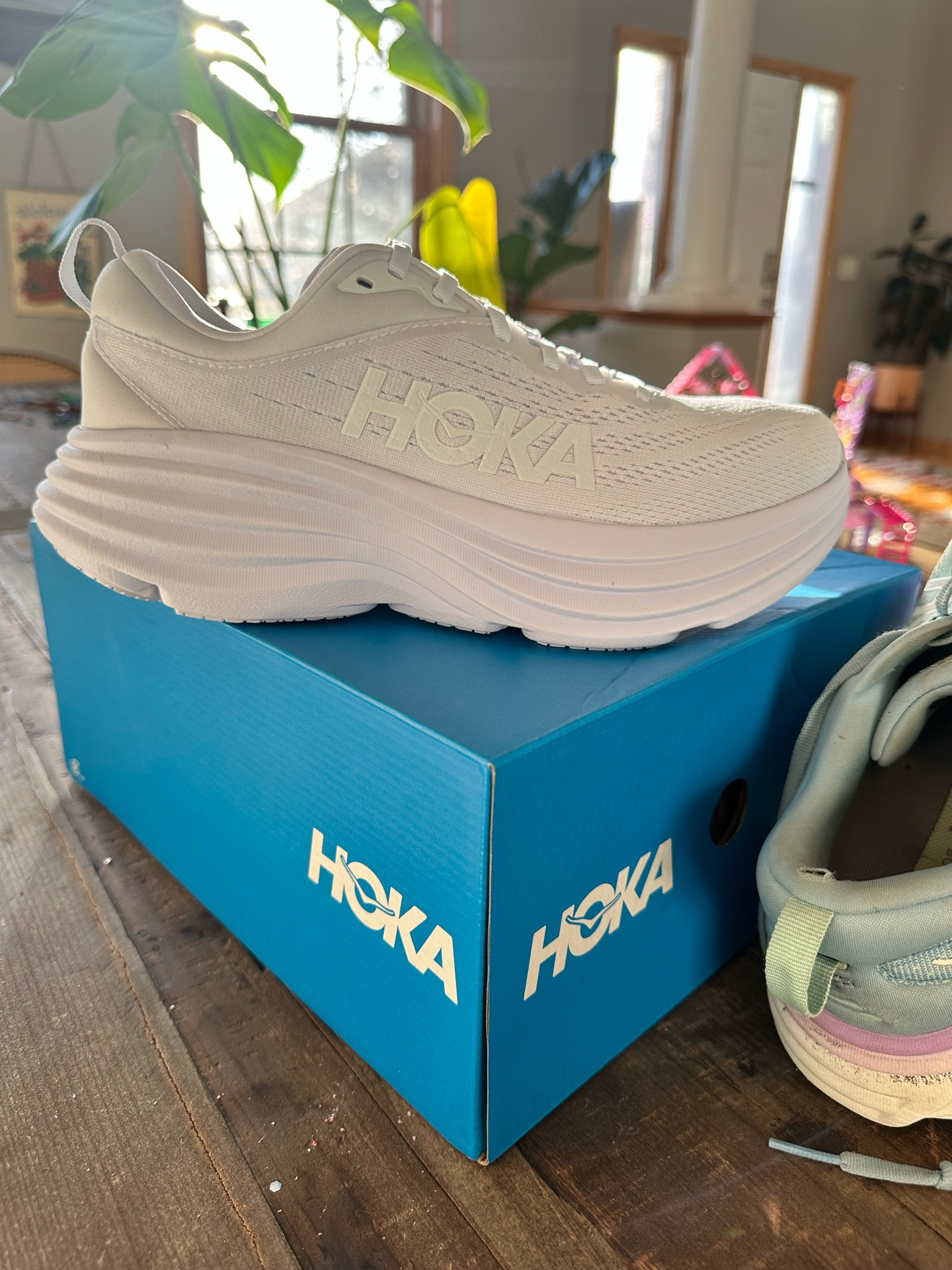 Only the best at schuler shoes! 
#hoka
#schulershoes
#ad


#LTKFitness #LTKGiftGuide #LTKShoeCrush