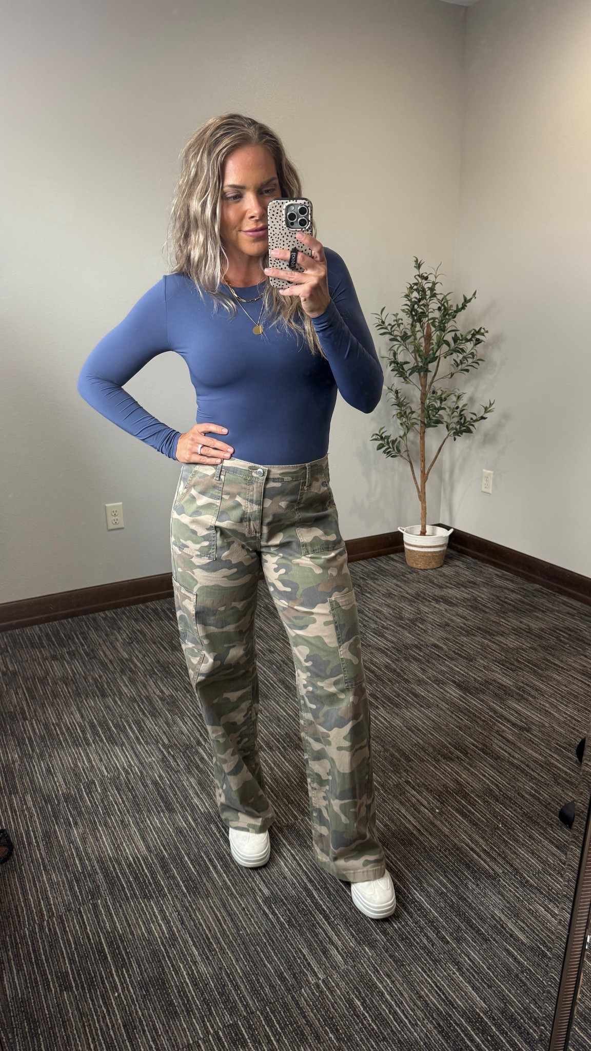 Medium bottoms small top

#LTKFindsUnder50 #LTKSeasonal #LTKStyleTip