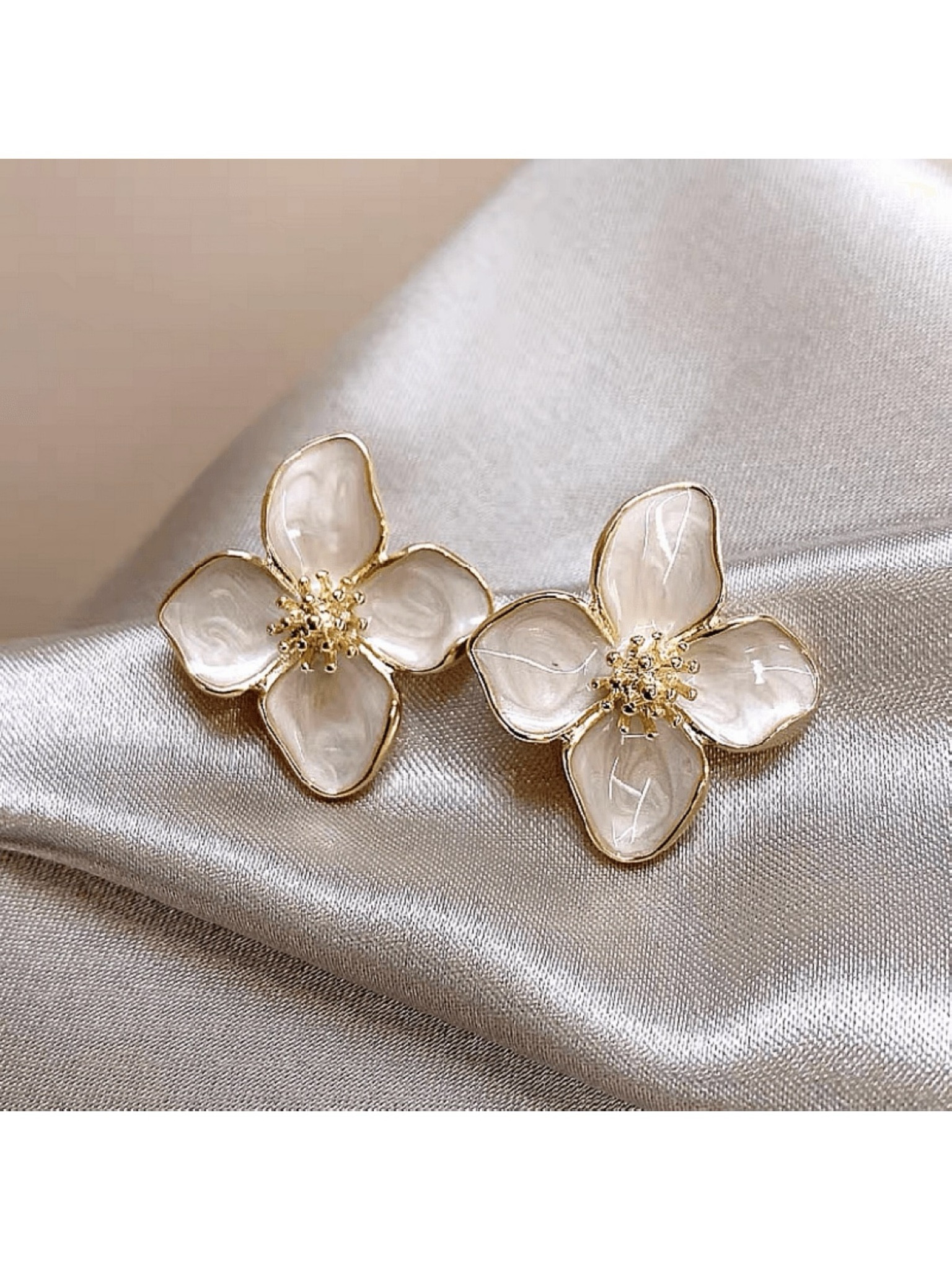 Fashion retro flower dangle earrings, elegant and fashionable ✨

#LTKFindsUnder50 #LTKStyleTip #LTKSaleAlert