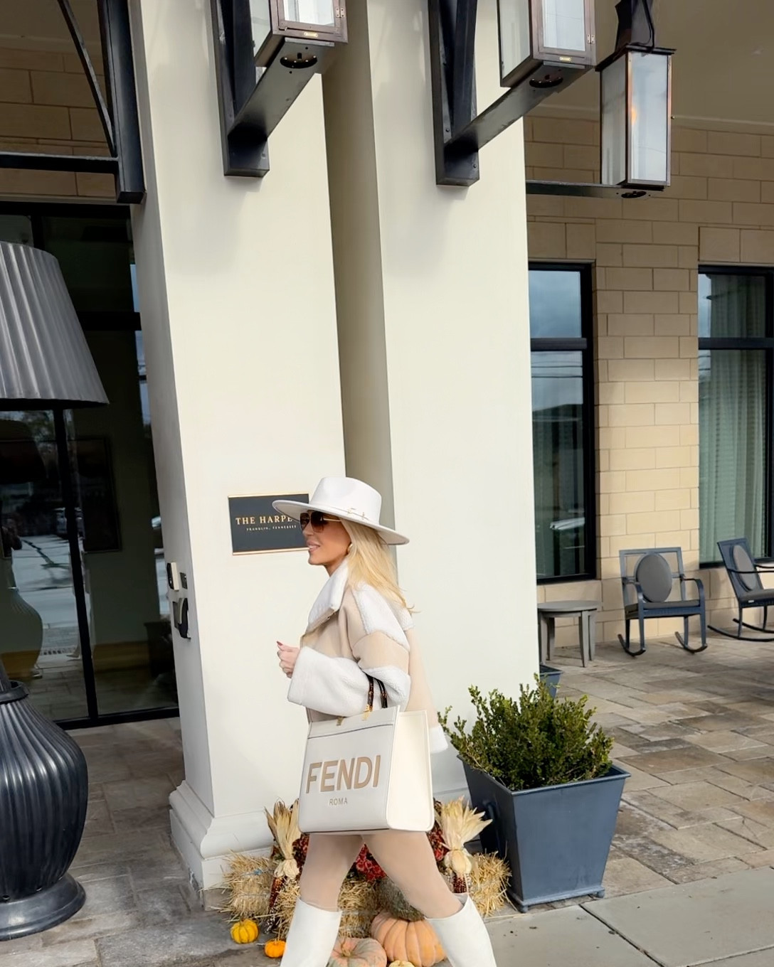 One of my beautiful fall outfits I wore while in Tennessee! 

Wearing size xs in everything! I’m 5’6 and this whole Look is so comfortable! & warm! 
All details of my look linked below 👇🏻 

#LTKTravel #LTKFindsUnder100 #LTKSeasonal