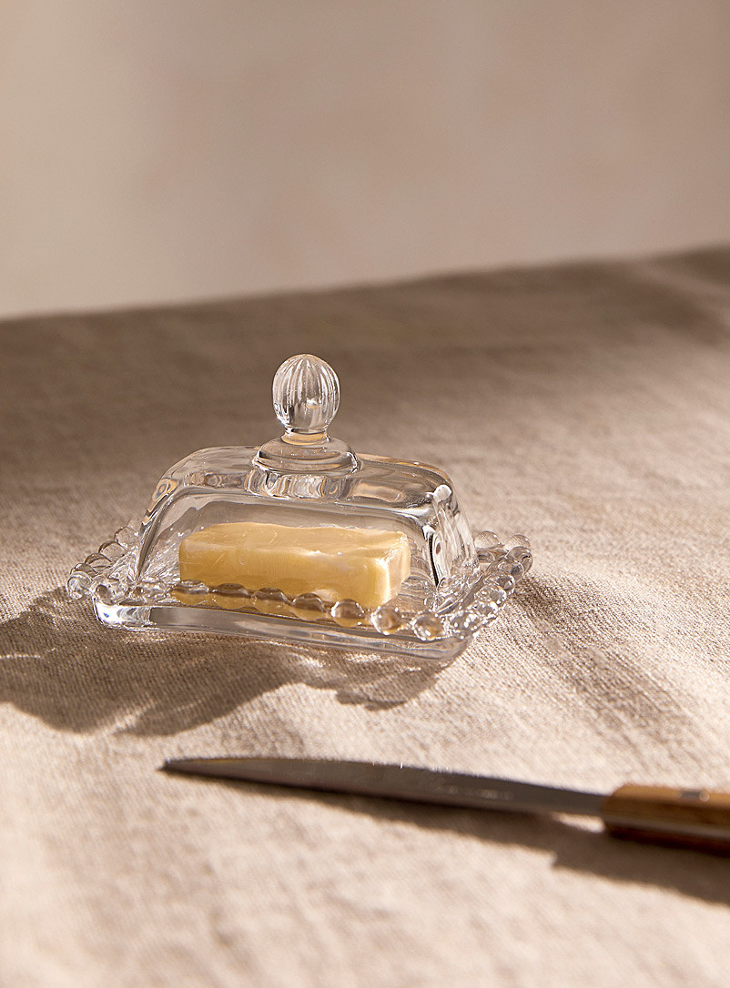 Small scalloped butter dish
        
        

	
		
        
             
							
								
					... | Simons