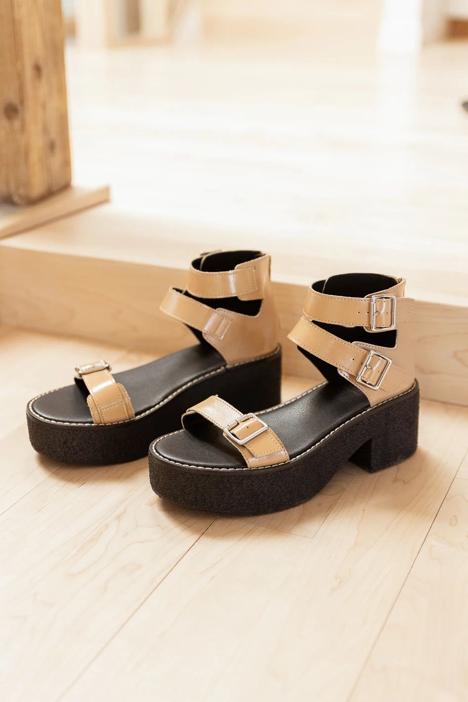 Alexia Platform Sandals in Tan | Bohme