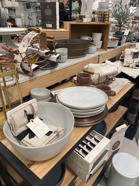 Hearth and Hand by Magnolia at Target new fall line line. Napkins, bakeware, serving dishes and more. 

#LTKhome #LTKunder100 #LTKSeasonal