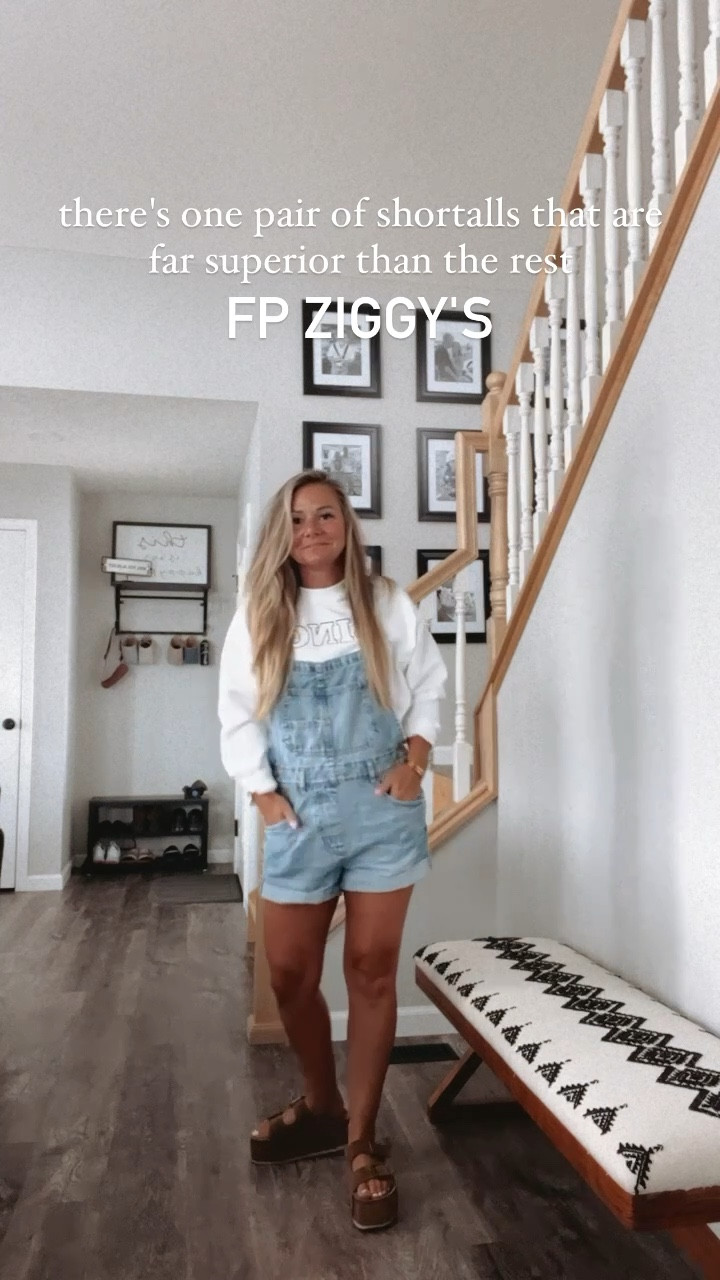 there's one pair of shortalls that are far superior than the rest…FP Ziggys 🙌🏼





#LTKstyletip #LTKshoecrush #LTKSeasonal