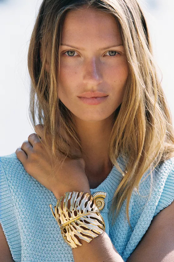 LEAF CUFF BRACELET | Zara UK