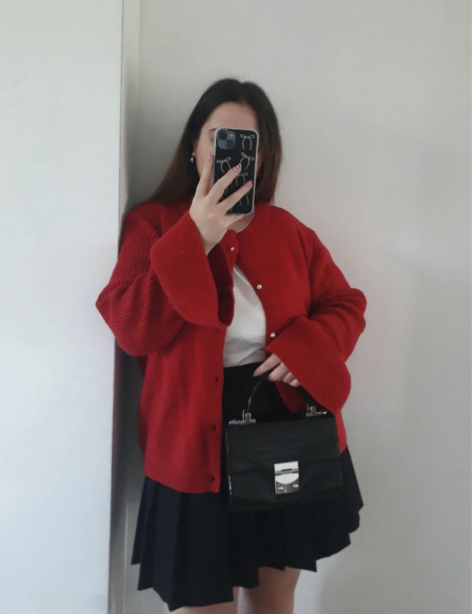 Red cardigan outfit for fall (similar cardigan from the same brand linked)

#LTKeurope #LTKmidsize #LTKautumn
