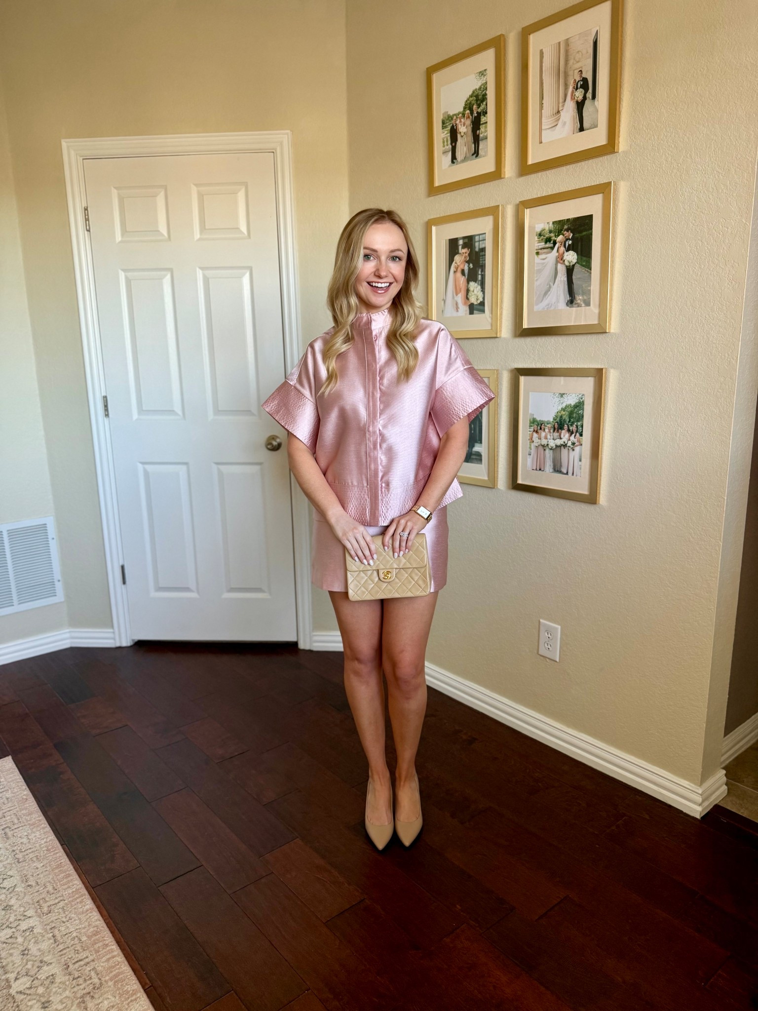 Loving this pink set for the holidays!! Wearing an XS in top and 0 in skirt 

#LTKHoliday 

#LTKootd #LTKPetite