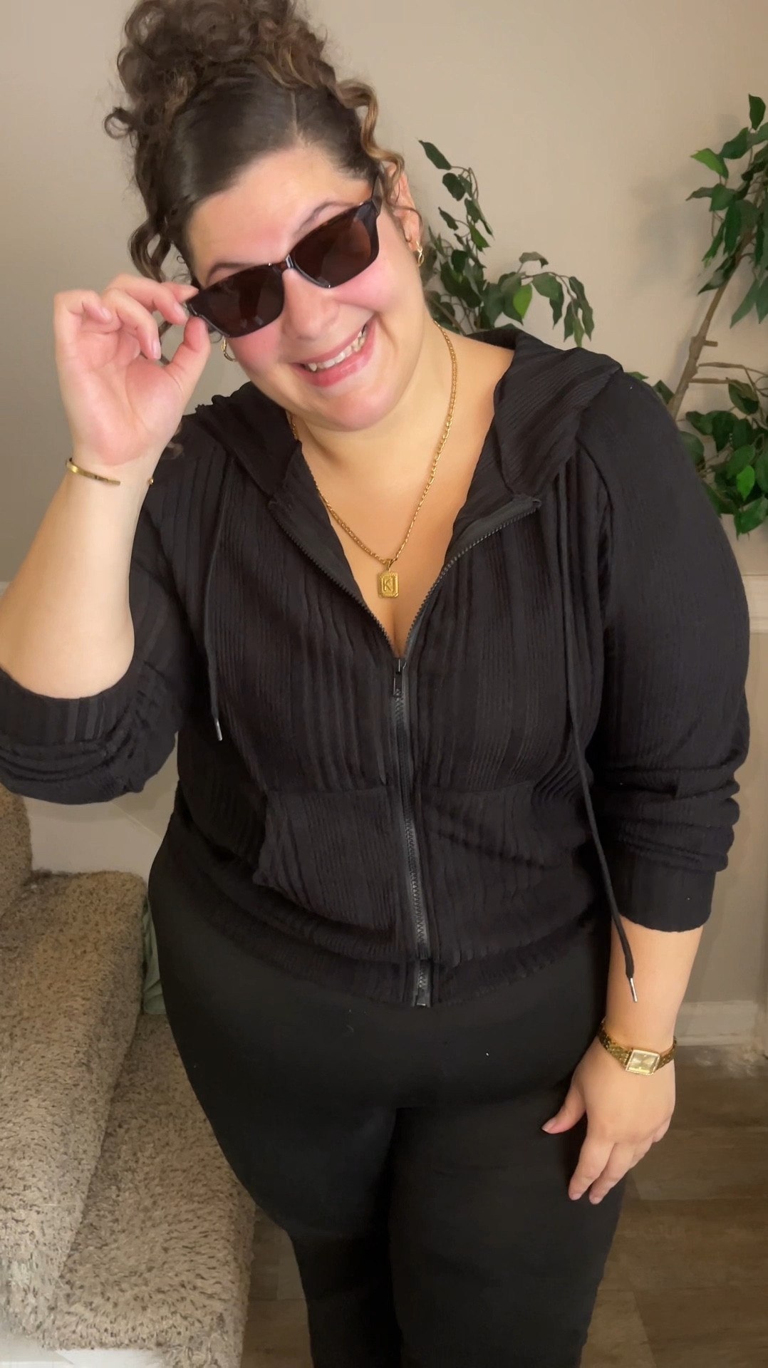 Getting dressed up just to grab and coffee & talk will never get old ☕️✨


Plus size outfit , casual plus size outfit , sweater weather, size 20 , this & yap , girlhood, coffee , fall outfits , Pinterest inspo , Pinterest inspired, updo , curly hair updo , all black outfit , xxl outfits, body positivity, plus size fashion creator , Charleston , 90’s hair, activewear , leggings and hoddies , 

#falloutfitinspo #size20

#LTKMidsize #LTKVideo #LTKPlusSize