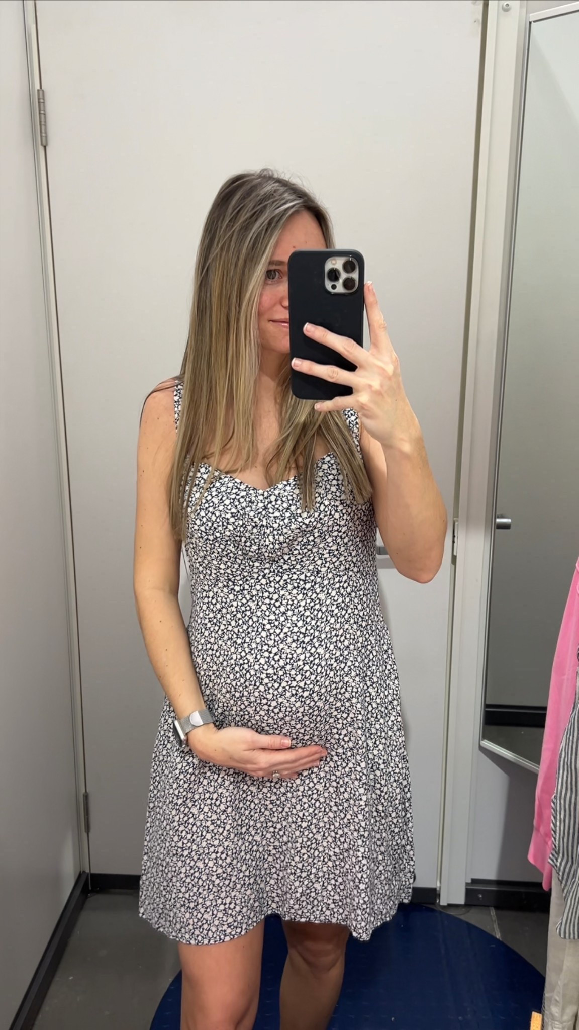Wearing a M but could have done a S
Old Navy spring dress pregnancy bump friendly


#LTKBump
