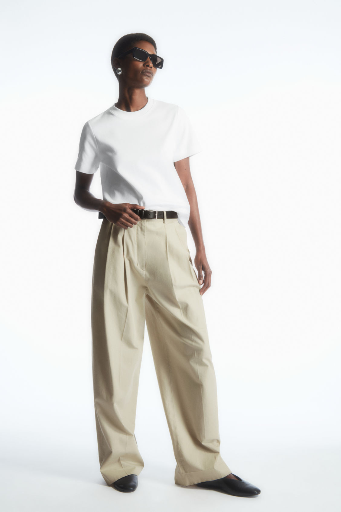 THE CLEAN CUT T-SHIRT - White - COS | COS (EU)