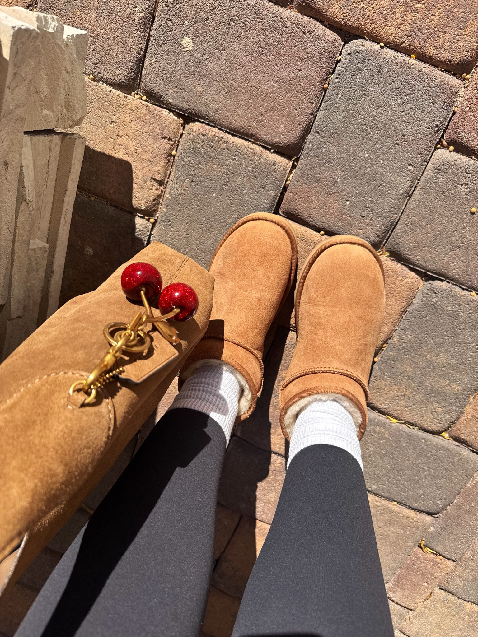 Perfect Winter Accessories 🤎🍒

#LTKStyleTip #LTKMidsize #LTKSeasonal