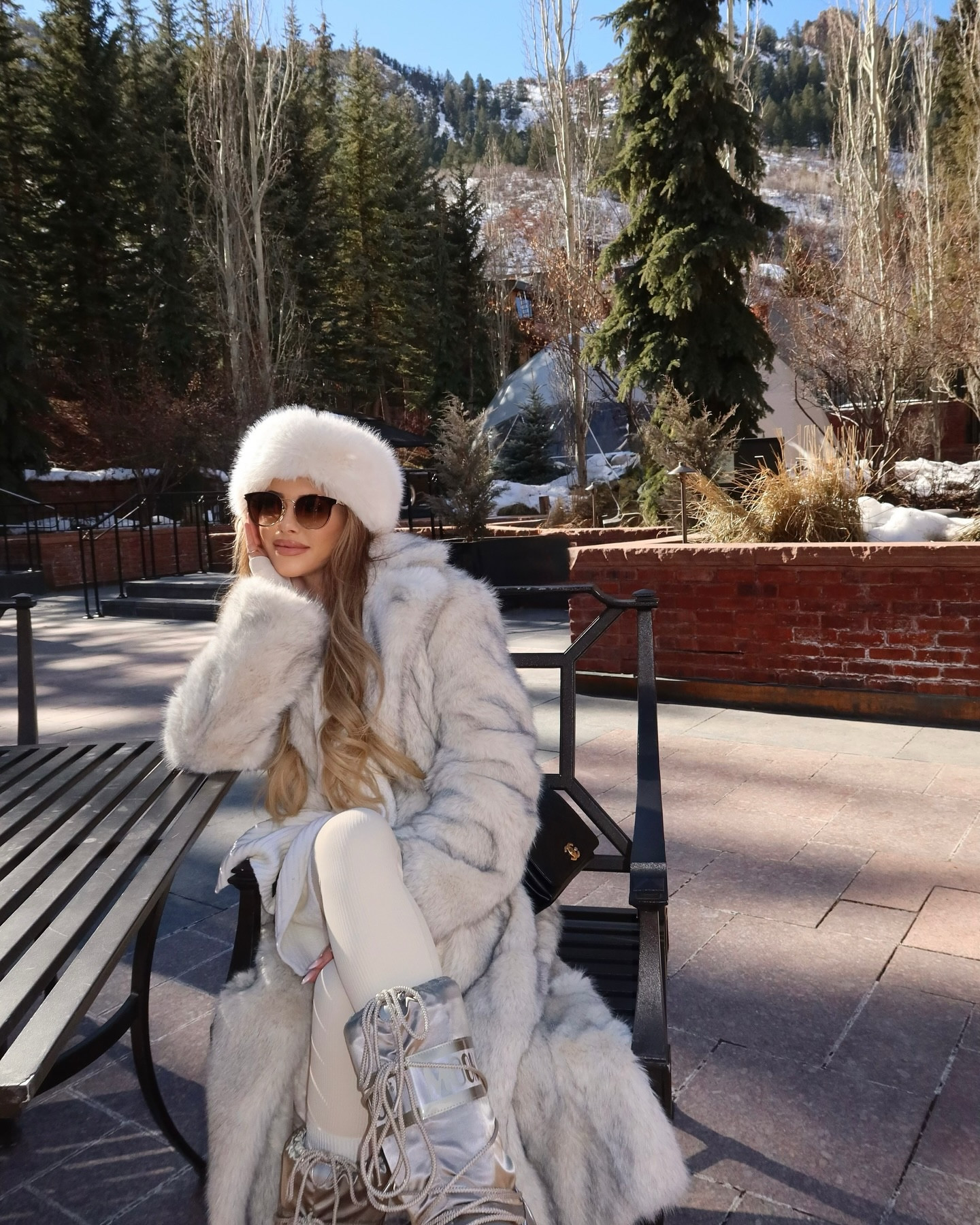 Aspen aprés ski attire 

#LTKGiftGuide #LTKHoliday #LTKootd