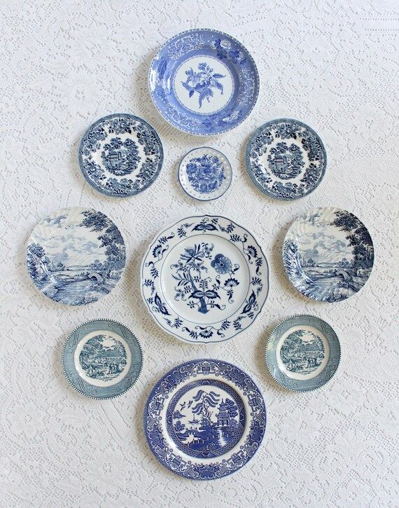 Set of Mismatched Vintage Plates Vintage Plate Gallery Wall - Etsy | Etsy (US)