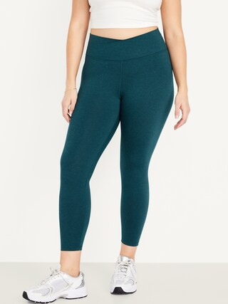 Extra High-Waisted CloudComfy 7/8 Leggings | Old Navy (CA)