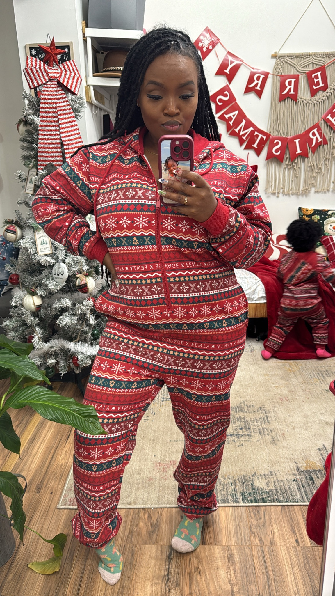 Obsessed with these Savage x Fenty family onesies — they are SO soft, so cozy, and honestly the cutest matching sets for the holidays 🤎🎄
Perfect for Christmas movies, cocoa nights, and all the festive photos.
I linked all our favorite styles on LTK so you can grab the whole family set!

#savagexfenty #familyonesies #holidaystyle #christmaspajamas #LTKholiday #LTKfamily #LTKfashion #LTKfinds #LTKsale #shoppingfavorites #onlineshopping #cozyseason #ShoppingWithPriiincesss #Atlantamom #Atlantabloggers #Atlantablogger #AtlantaCreator #Atlantacontentcreators #Atlantacontentcreator

#LTKGiftGuide #LTKHoliday #LTKSaleAlert