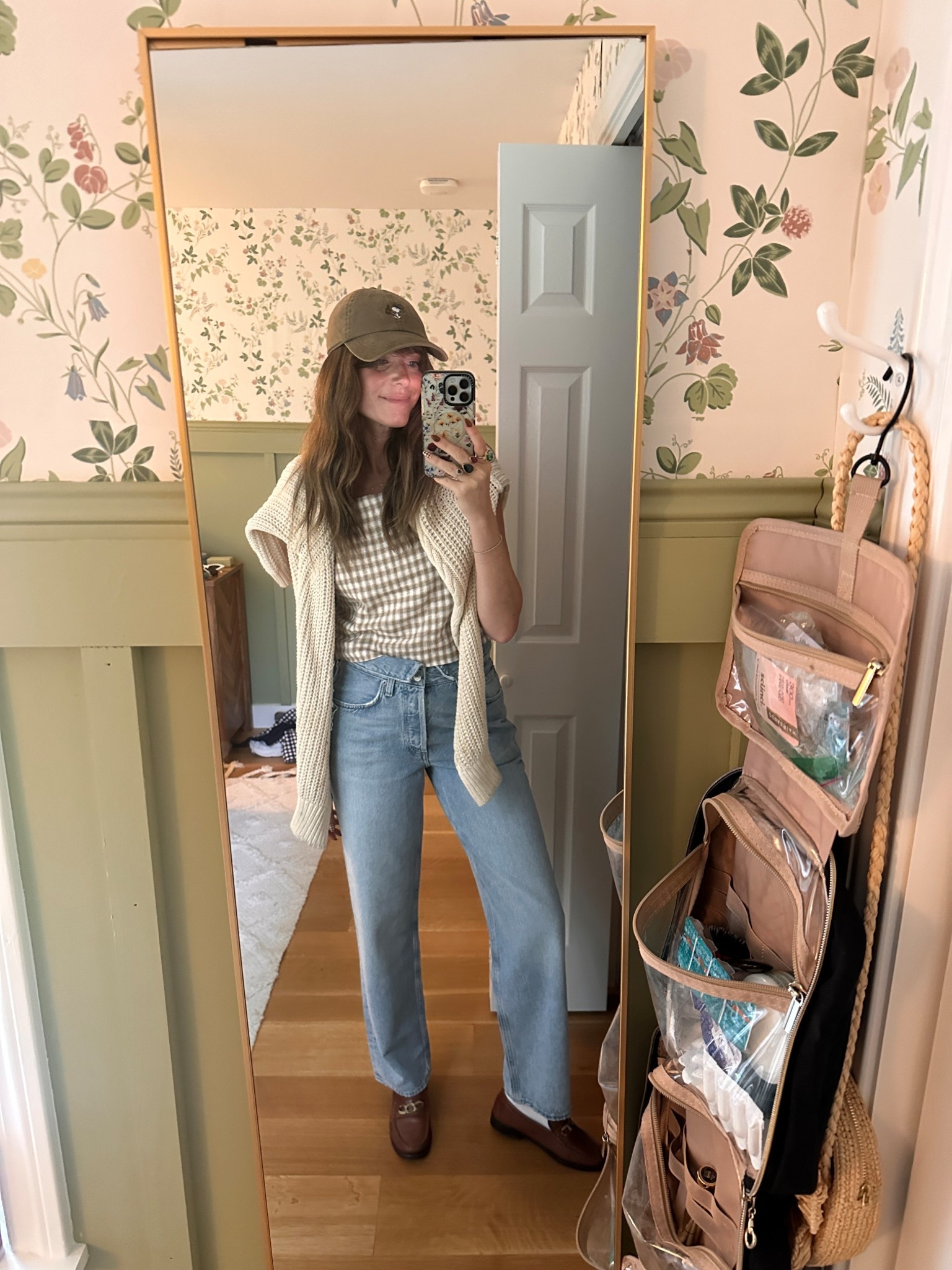 Comfy August 1 outfit 

#LTKStyleTip #LTKSeasonal #LTKFindsUnder100