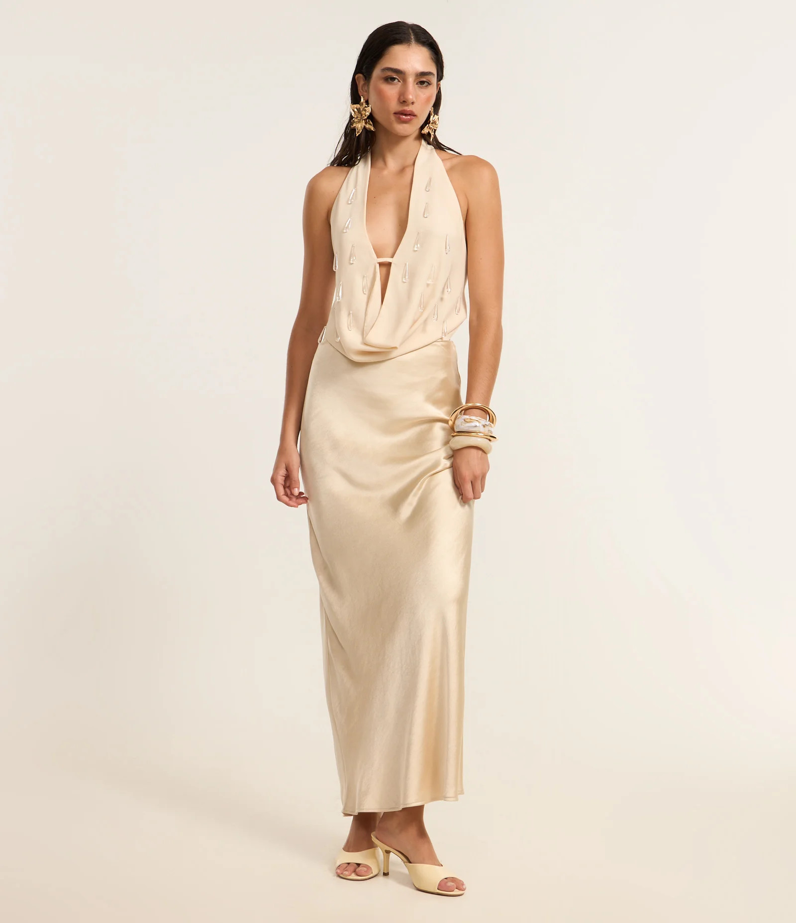 Saia New Midi em Cetim com Fenda Bege - Lojas Renner | Renner (BR)