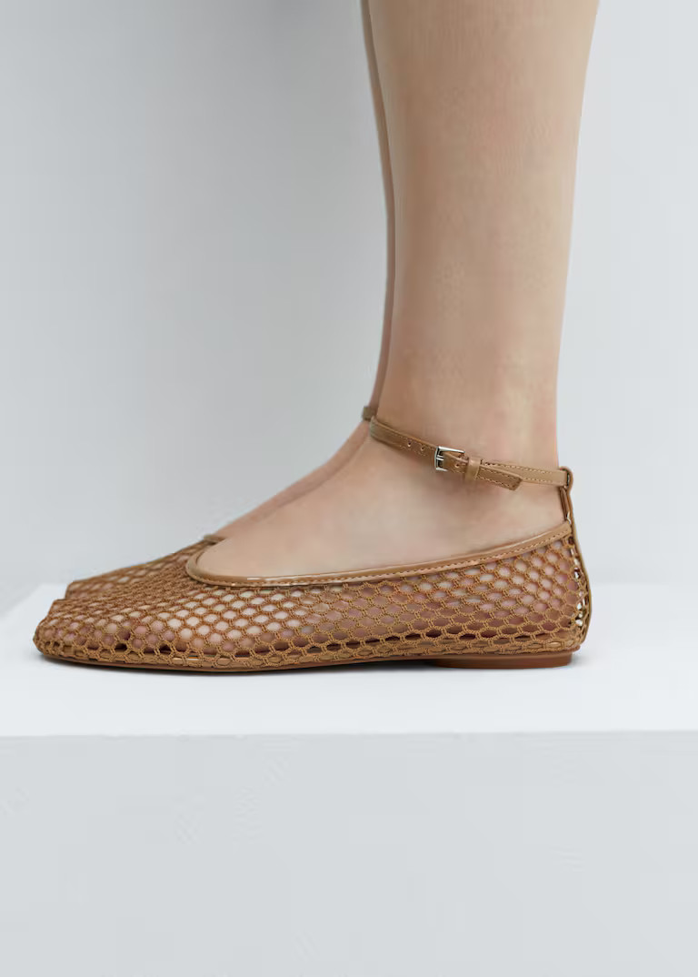 Mesh Flats  | MANGO (UK)
