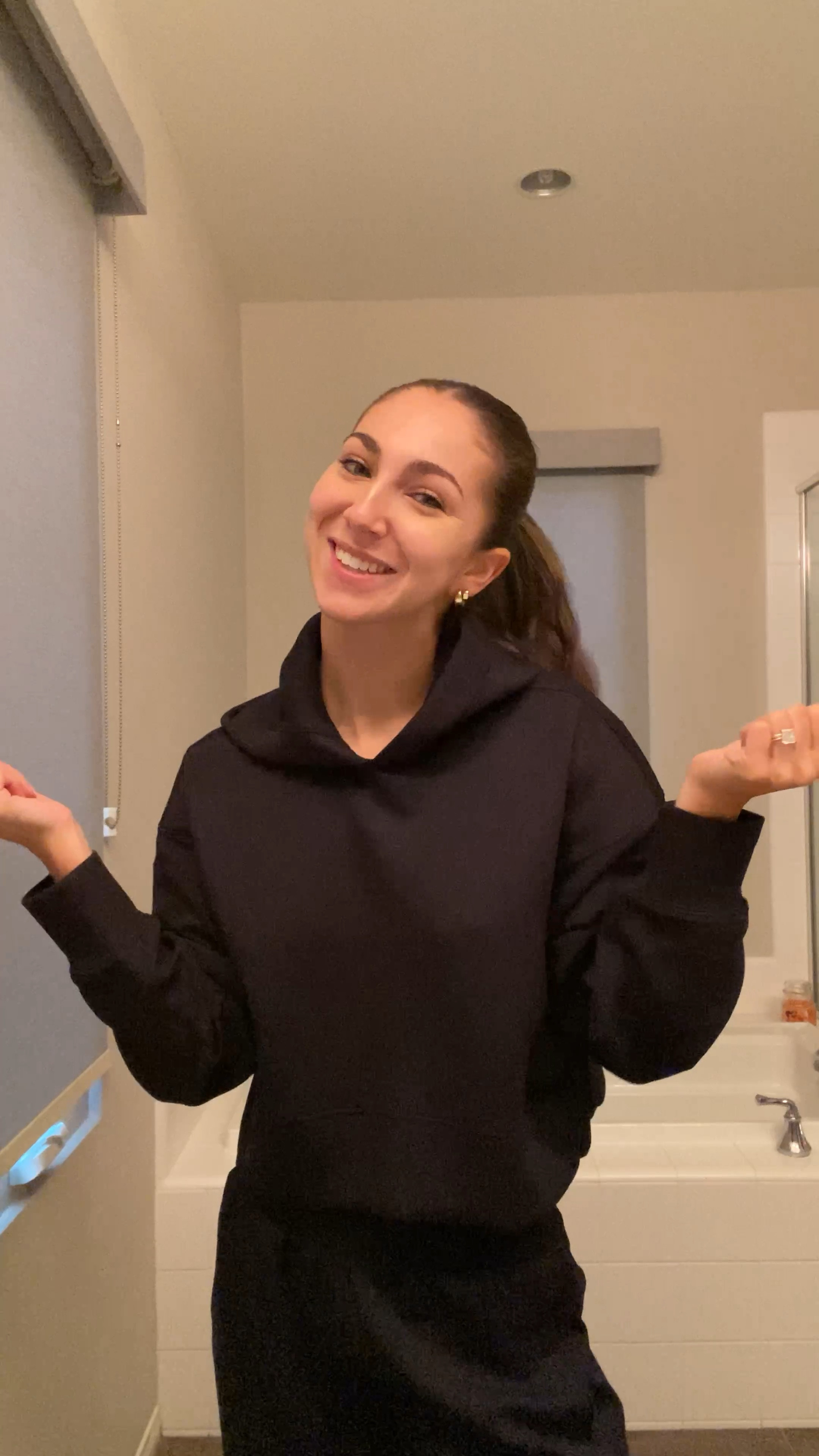 Morning routine!
•
•
•
Skincare | Haircare | moisturizer | sweat set | matching sets | loungewear | fall outfits | fall | OOTD 

#LTKstyletip #LTKbeauty