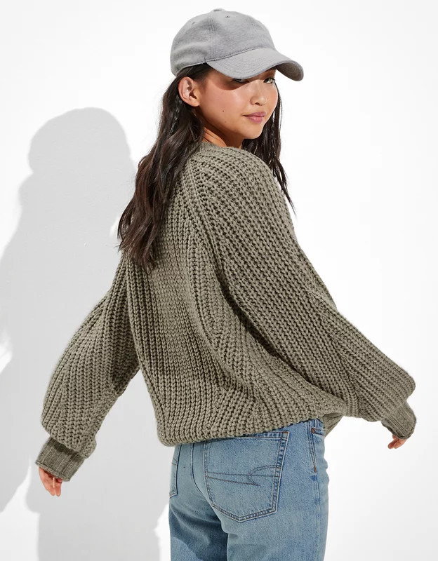 AE Oversized Chunky Knit V-Neck Sweater | American Eagle Outfitters (US & CA)