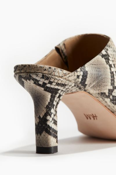 Heeled Leather Mules - Beige/snakeskin-patterned - Ladies | H&M US | H&M (US + CA)