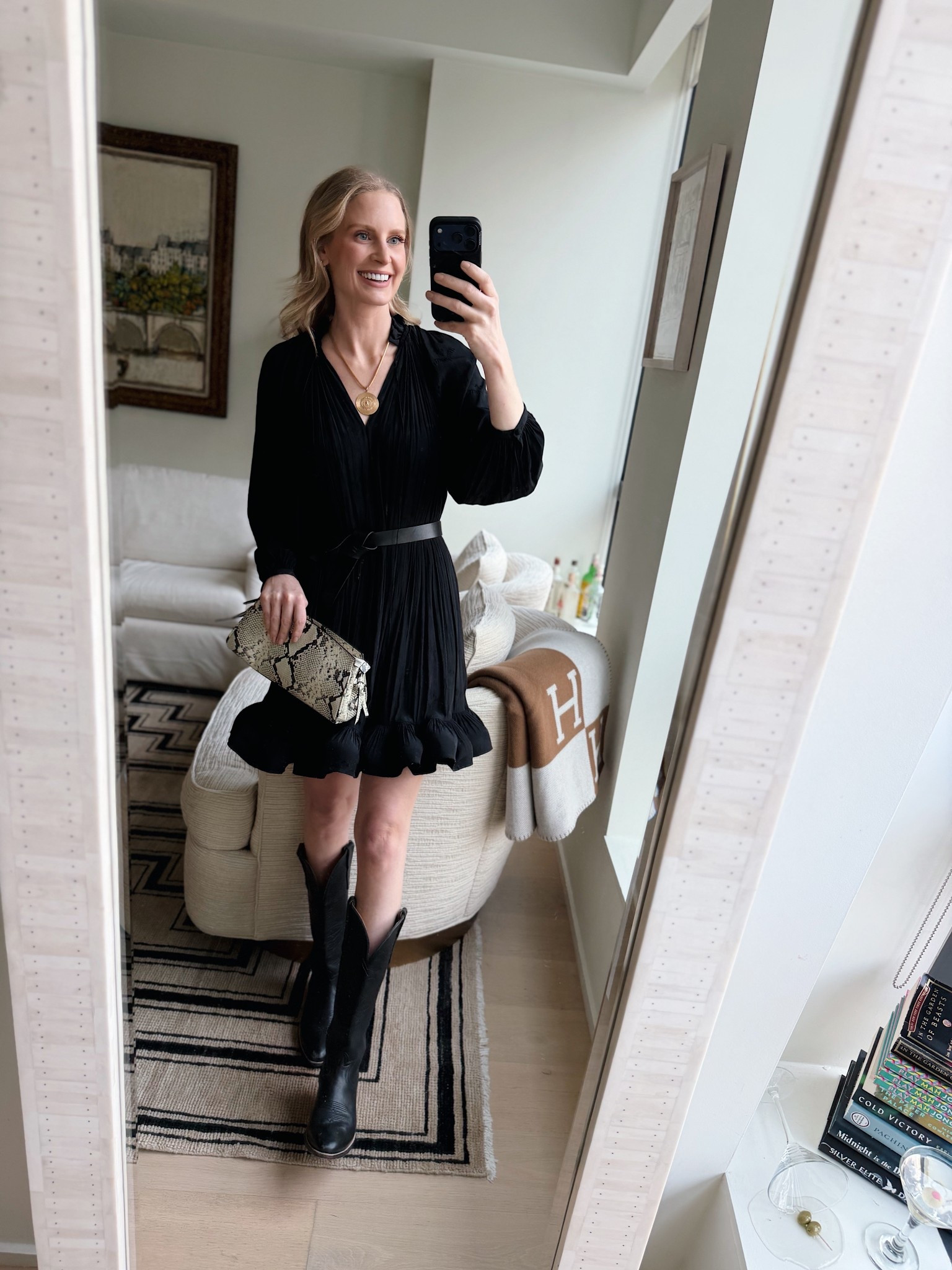 Tonight’s look! My dress is old Lanvin 🖤

#LTKootd