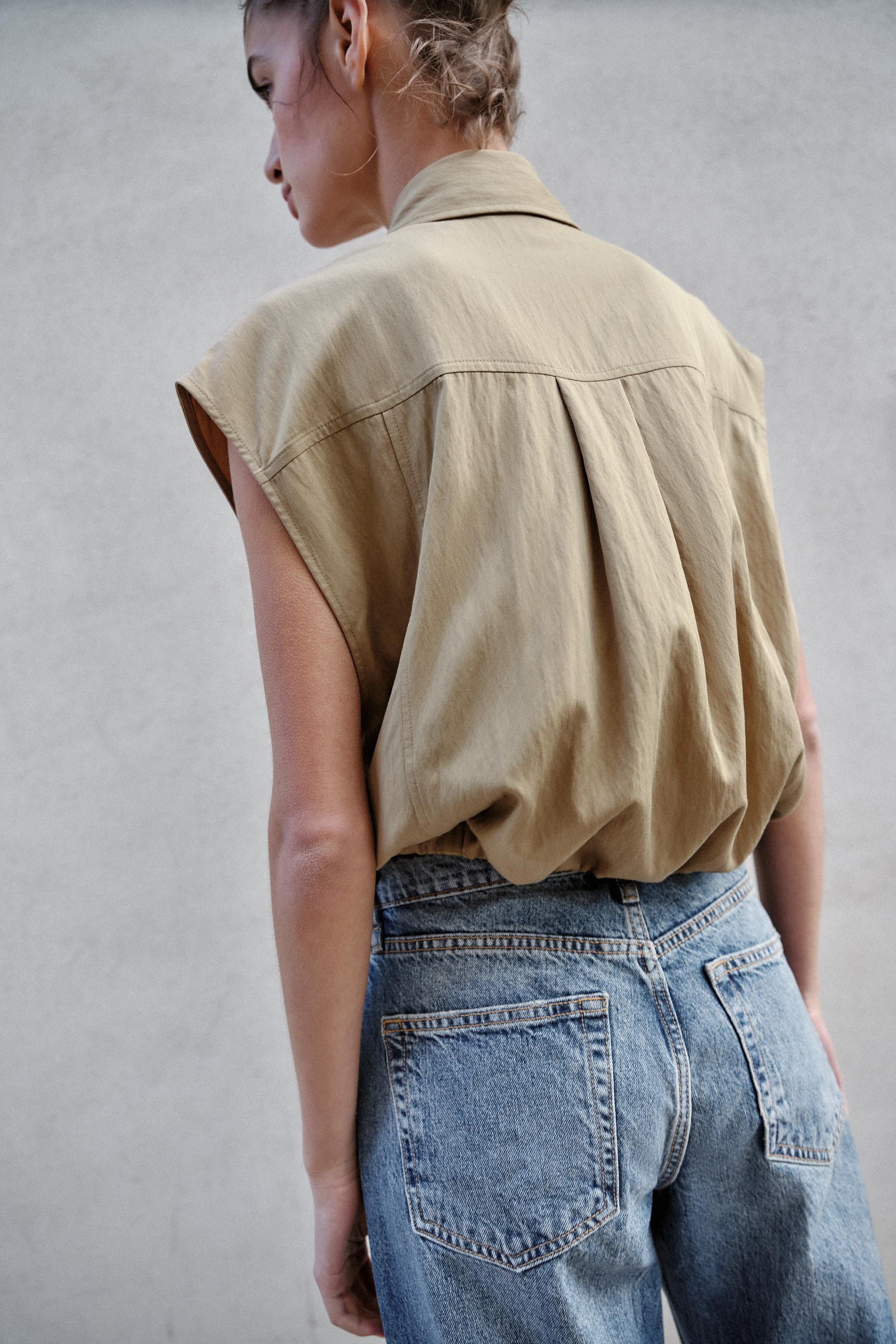 COLLARED TOP | Zara UK