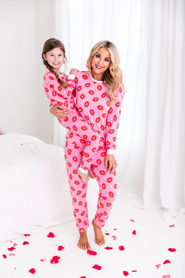 Serendipity Moments Kids Pink Lip Printed Pajama Set FINAL SALE | Pink Lily