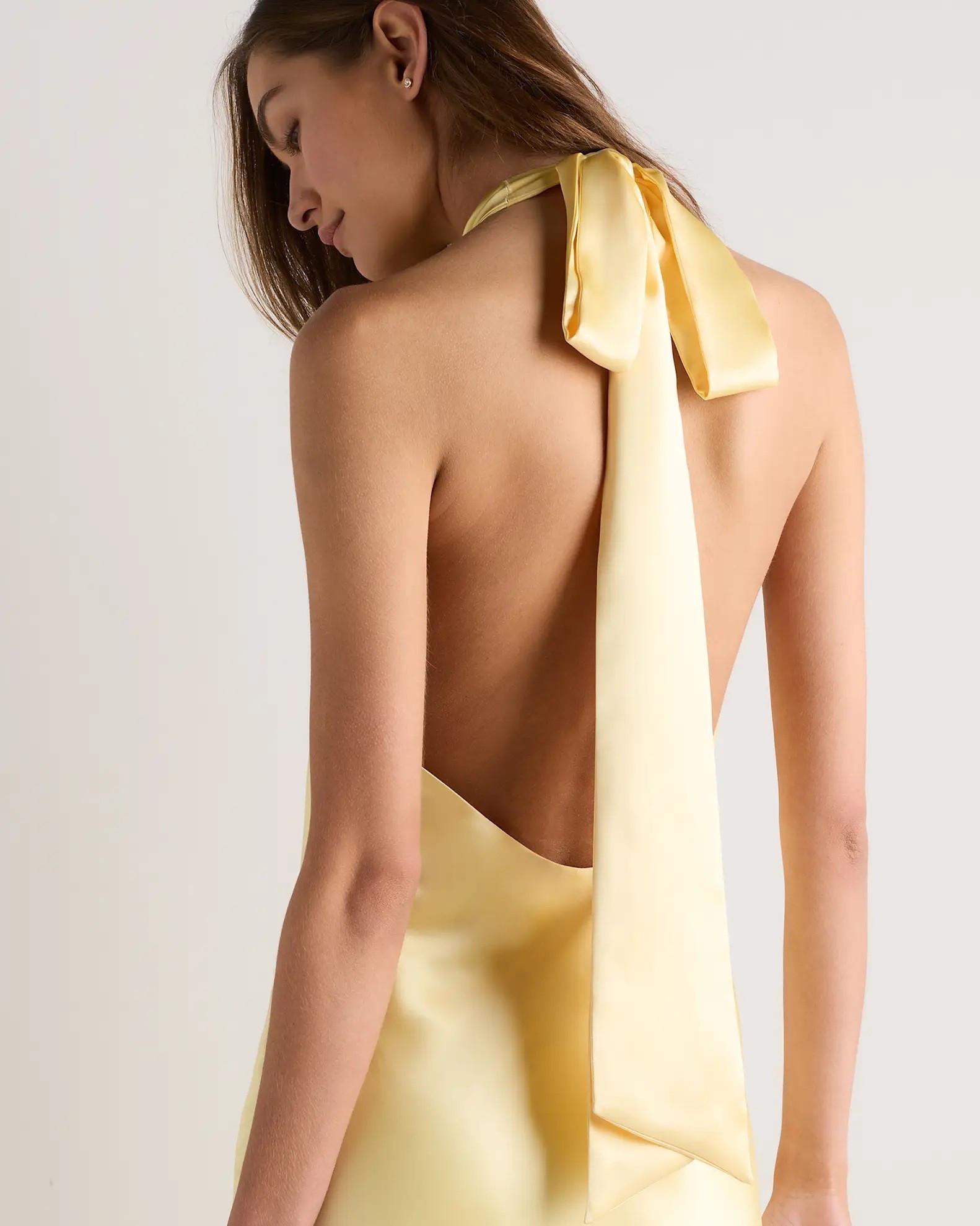 POV: You’re having a full-on Andie Anderson moment 💛🌼

This buttery yellow satin dress is giving How to Lose a Guy in 10 Days energy in the very best way. The open-back detail, oversized bow, and dreamy silhouette make it the perfect dress for summer weddings, bridal showers, vacation dinners, engagement photos, and every main-character moment in between. If you know, you know. 💫

Save this for your next event because yellow is officially the color of the season. 💛

#LTKStyle #LTKWeddingGuest #WeddingGuestDress #YellowDress #ButterYellow #AndieAnderson #HowToLoseAGuyIn10Days #SummerStyle #SummerWeddingGuest #VacationStyle #DateNightOutfit #BridalShowerDress #WeddingSeason #SatinDress #OpenBackDress #FashionFinds #TrendingStyle #OldMoneyAesthetic #RomanticStyle #LTKFashion #AmazonFashionFinds #DesignerInspired #SummerOutfits #OOTD #StyleInspo #MainCharacterEnergy #ViralFashion #DressObsessed #ForYouFashion #iykyk 💛✨

#LTKSeasonal #LTKSaleAlert #LTKWedding