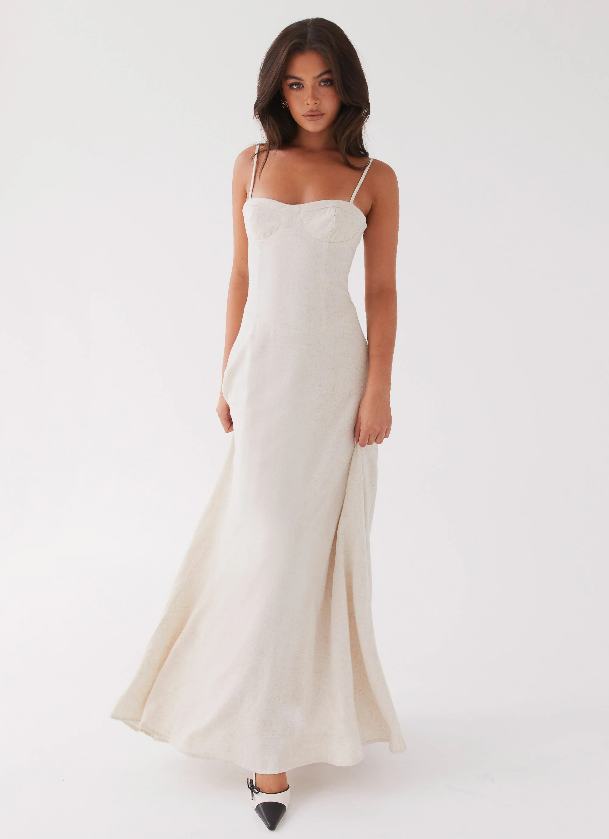 Angelina Linen Maxi Dress - Oatmeal | Peppermayo (Global)