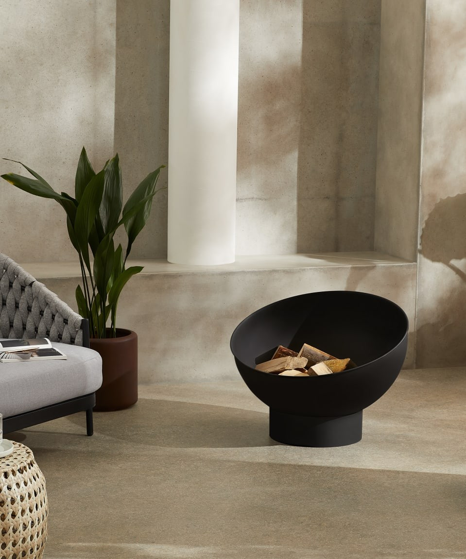 Fumega Metal Bowl Fire Pit, Black | MADE.COM (UK)