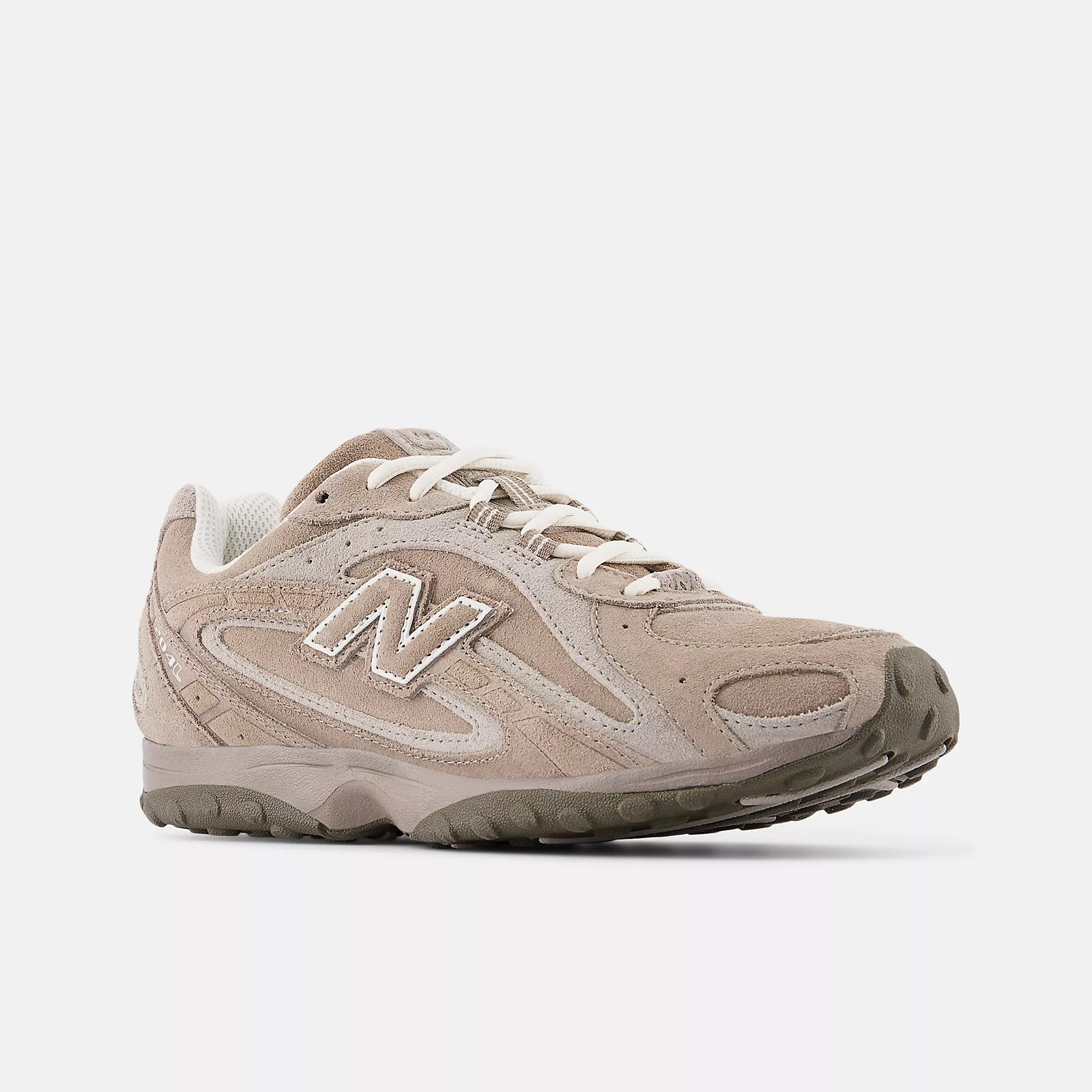 204L | New Balance Athletics, Inc.