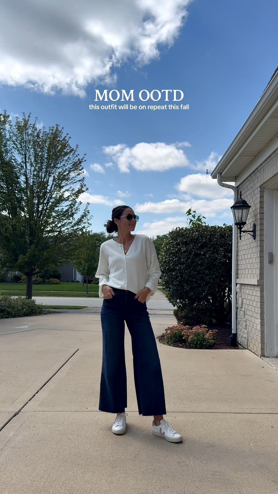 My go to outfit this fall! 

Sized up to a medium in the sweater and pants are tts (wearing a 27) 


Madewell, Amazon, fall style, ootd, mom ootd, fall outfit idea, wide leg denim, cardigan

#LTKStyleTip #LTKFindsUnder100