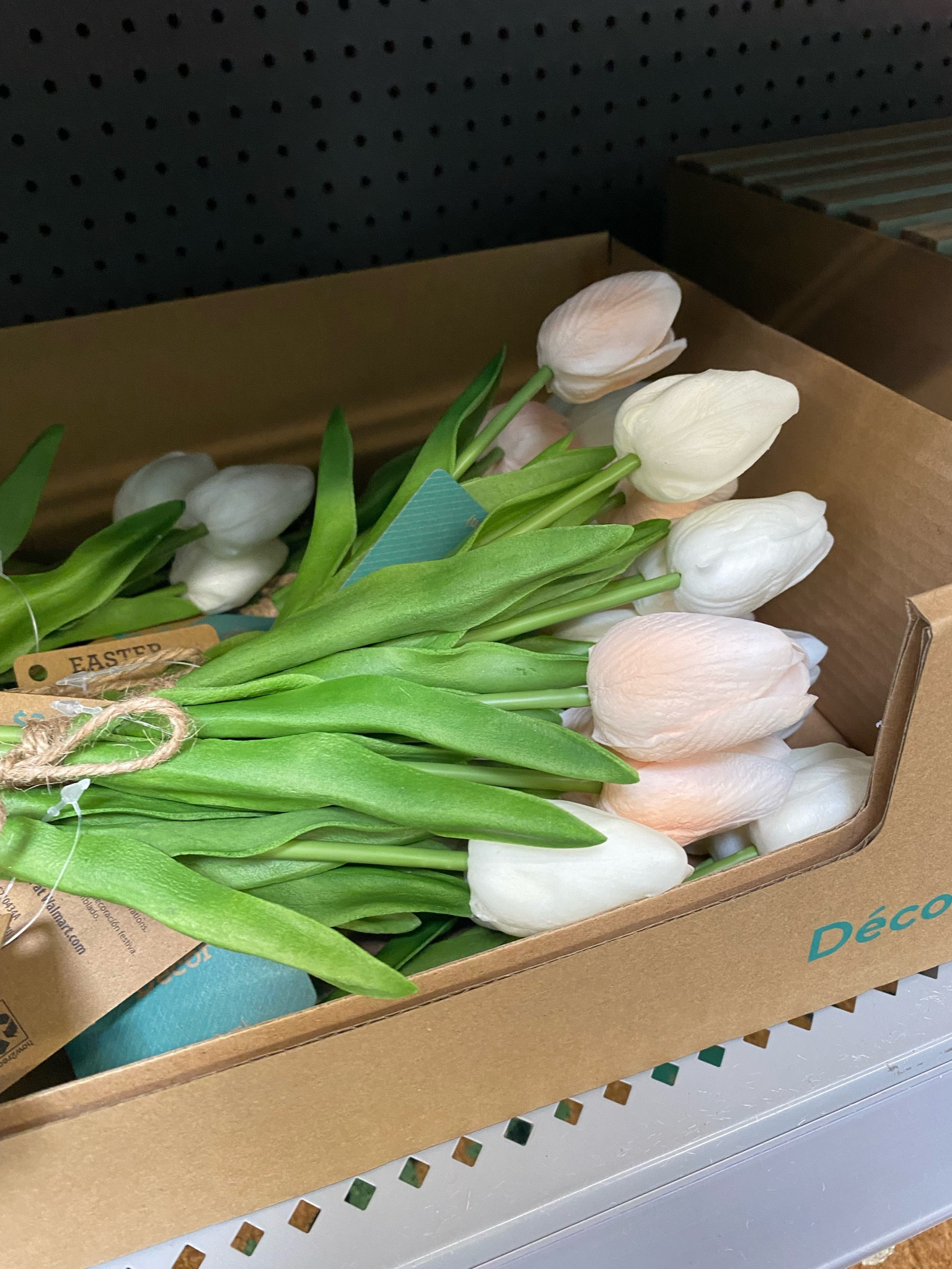 Faux Tulips

#LTKSpringSale #LTKSeasonal #LTKhome