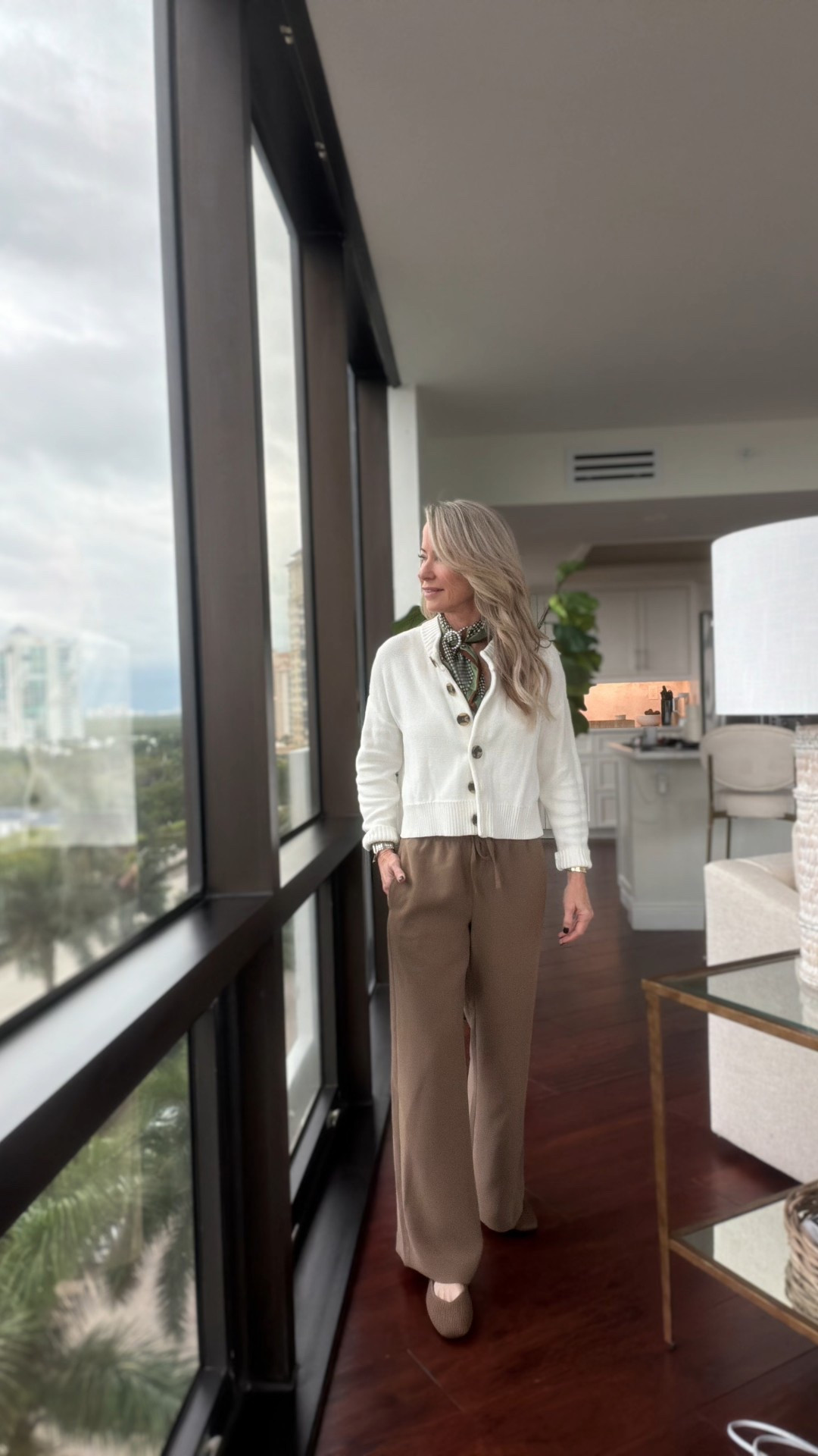 Comfort, but make it chic 🤍
Drawstring crepe pants, pearl buckle scarf, and ballet flats — simple, timeless, and easy to style.

#LTKSeasonal #LTKOver40 #LTKdayinmylife