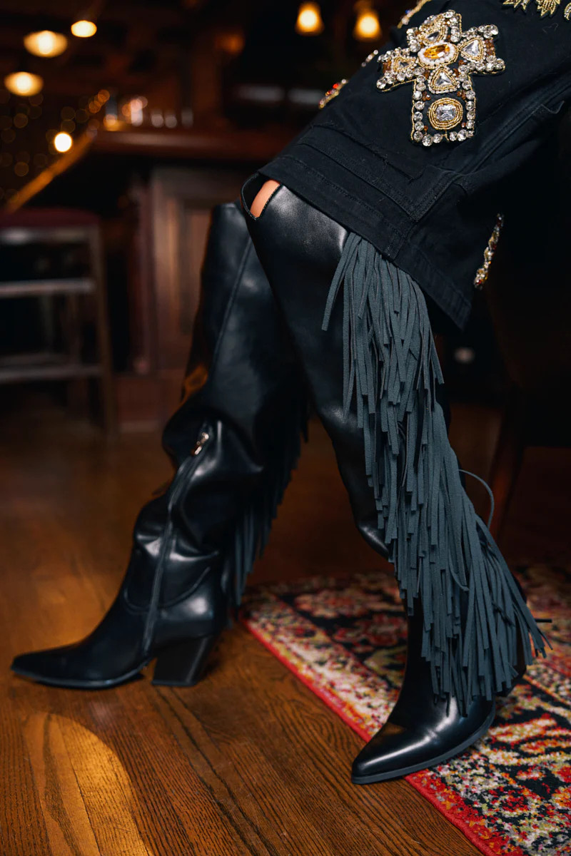 AZALEA WANG SZYMON BLACK WESTERN BOOT WITH FRINGE DETAILING | AKIRA