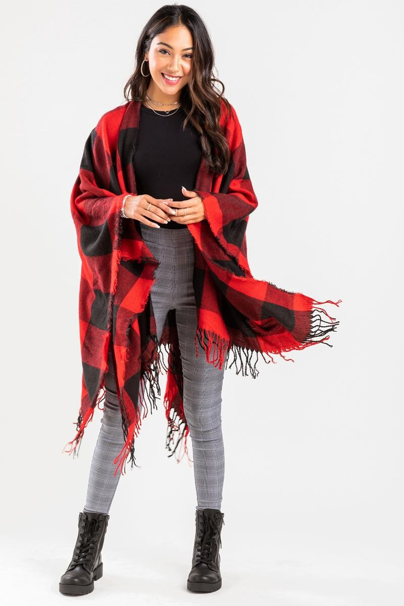 Averie Buffalo Plaid Poncho | Francesca’s Collections