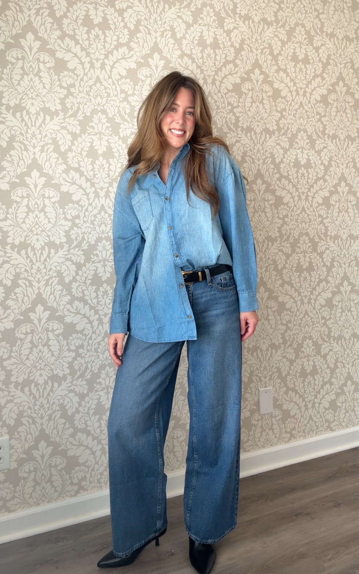 denim on denim outfit - both are on sale! top size S, jeans size 2 

#LTKCyberWeek #LTKSaleAlert #LTKHoliday