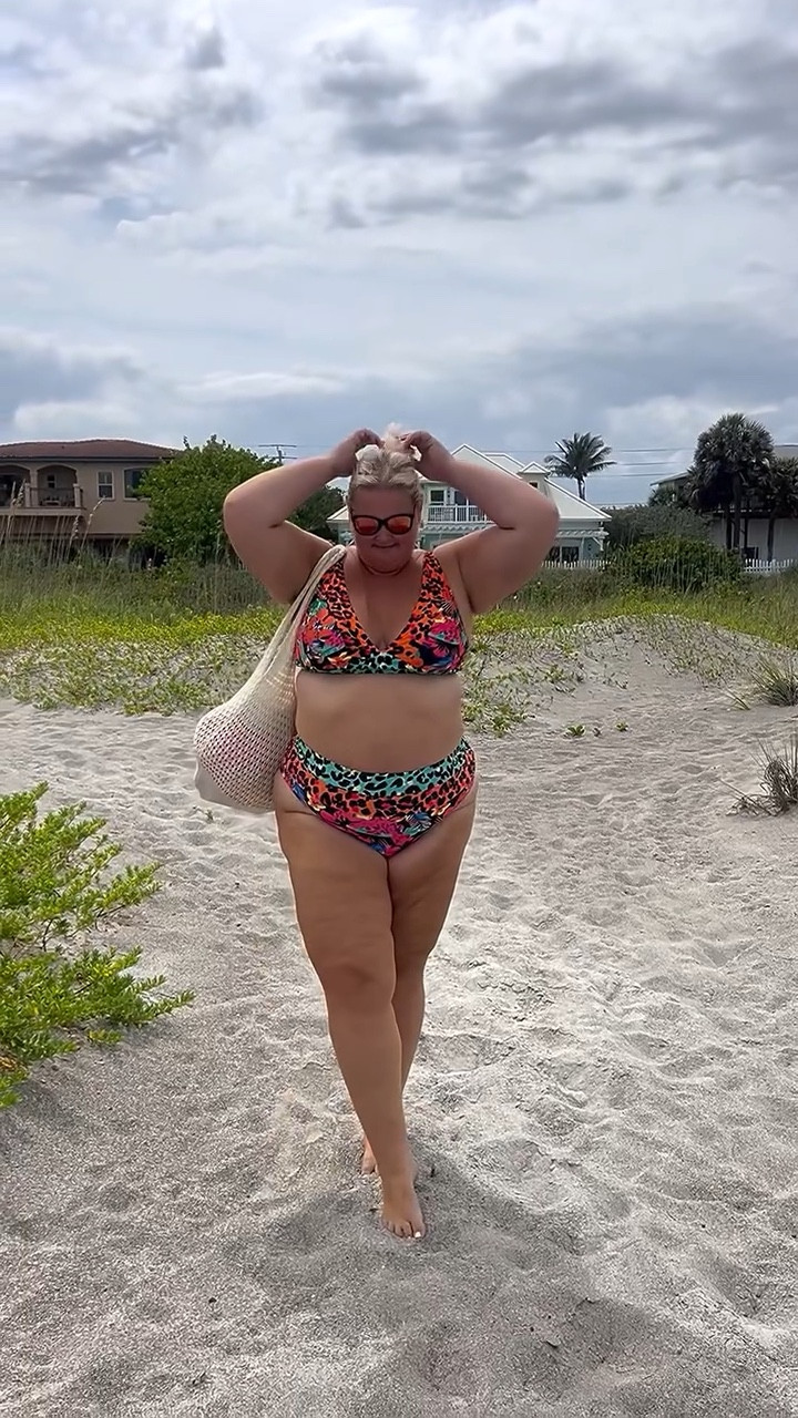 Showing up in my size 20 body so that you can feel empowered to show up in your body. I started this platform nearly 10 years ago because I didn’t see my body represented anywhere, and to this day it’s still hard to come by. If you’re seeing this, I hope you hear this message: you are worthy, you’re allowed to wear whatever you want, you can take up as much space as you need, and you deserve to be seen. Comment SHOP for the link to this bikini (wearing xxl)
Just do you babes!
Xoxo
Allie