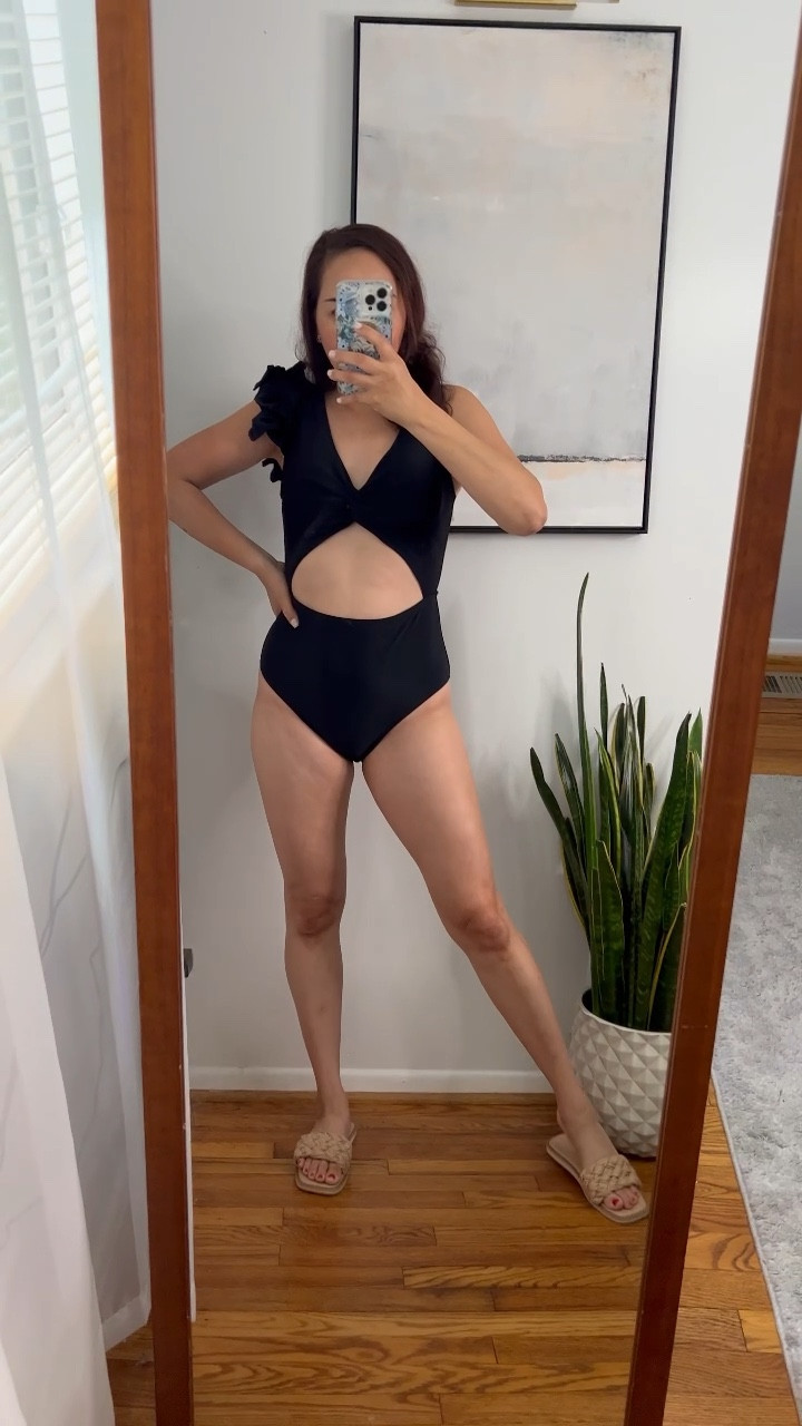 Resort wear, swimsuit, spring break 

#LTKfindsunder50 #LTKswim #LTKVideo