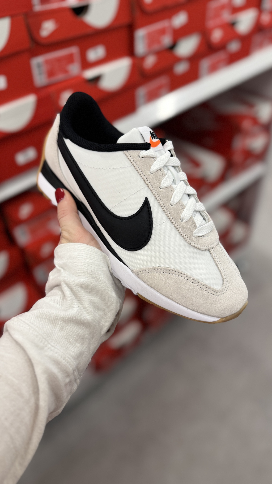 How cute are these neutral Nikes!!

#LTKActive #LTKfitnessgoals