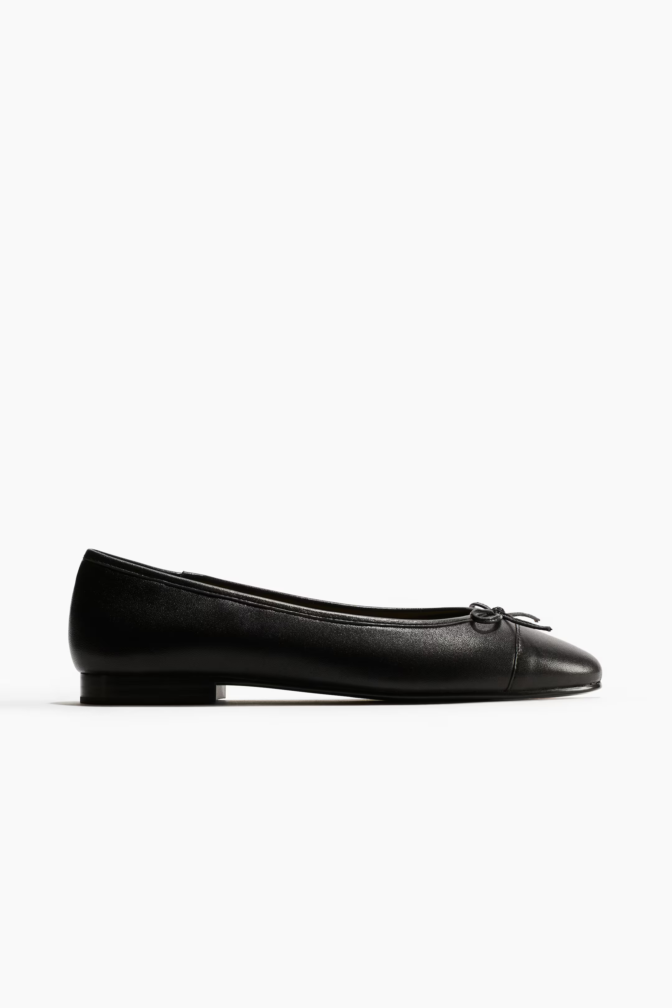 Leather ballet flats | H&M (UK, MY, IN, SG, PH, TW, HK)