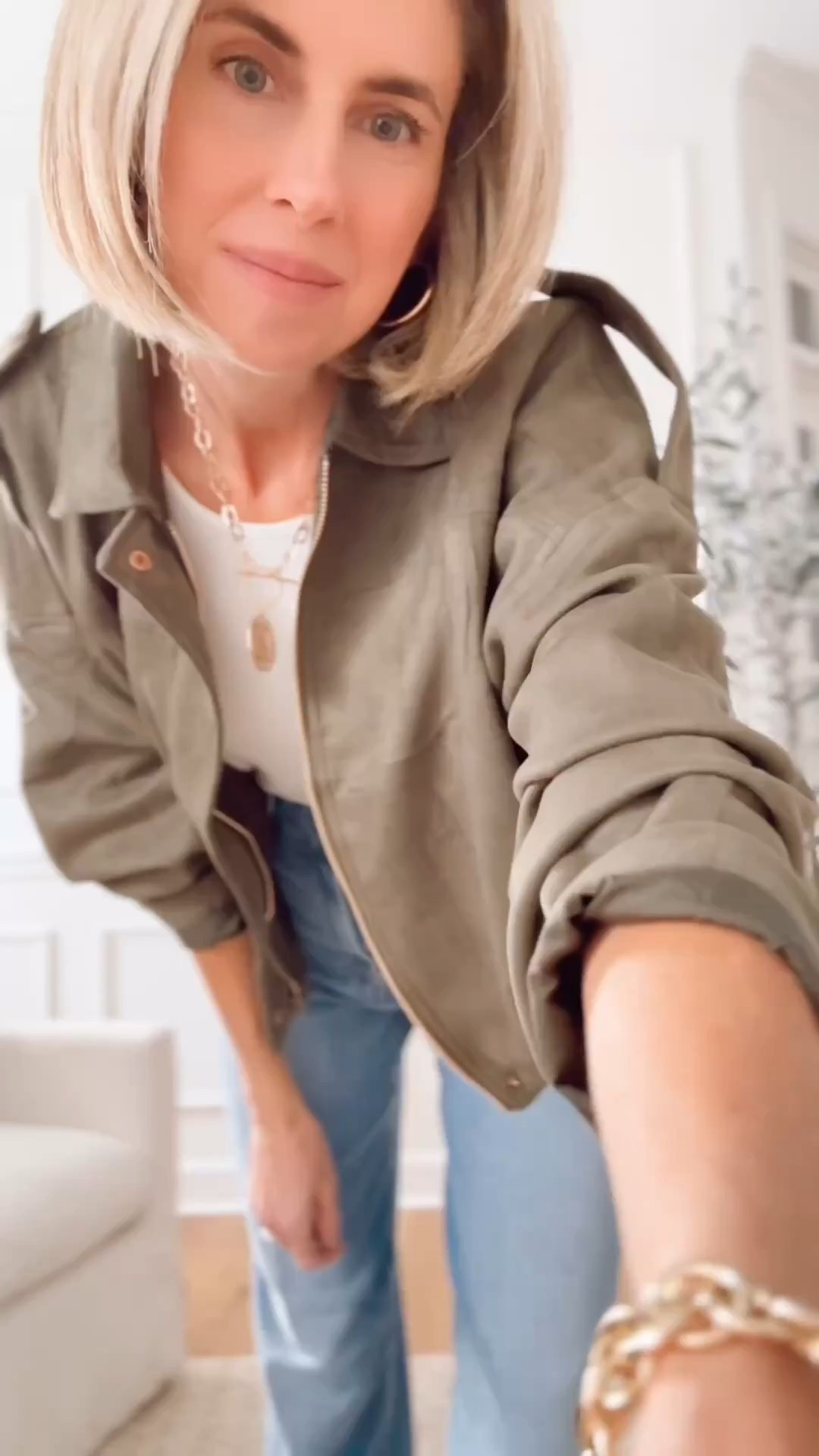 🏷️ Jackets on deal - These Amazon faux suede bomber jackets are so fun and look way more expensive 🤍 Wearing an XS in both 

#amazonfashion #casualchic #everydaystyle 


#LTKSeasonal #LTKootd #LTKSaleAlert