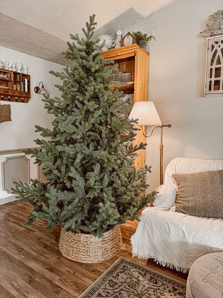 If you’re looking for a Balsam Hill Christmas tree dupe— look no further than this beautiful tree from Amazon. I love the lifelike look & feel. It was easily assembly with three connecting pieces. And after 45 minutes of fluffing— it’s ready for lights & ornaments. 🎄

#LTKHolidaySale #LTKhome #LTKHoliday