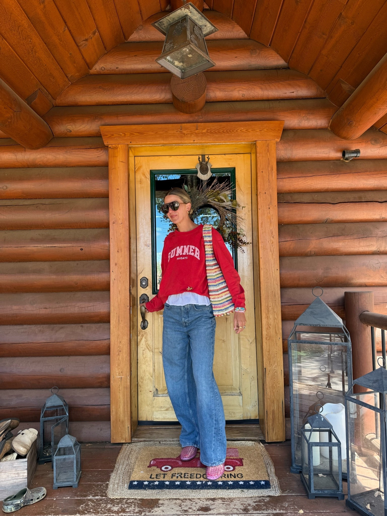 Never thought I’d be in a sweatshirt in jeans at the end of June!❤️🩷🌈

#LTKootd