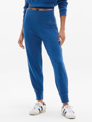 Coaster Luxe High Rise Jogger | Athleta